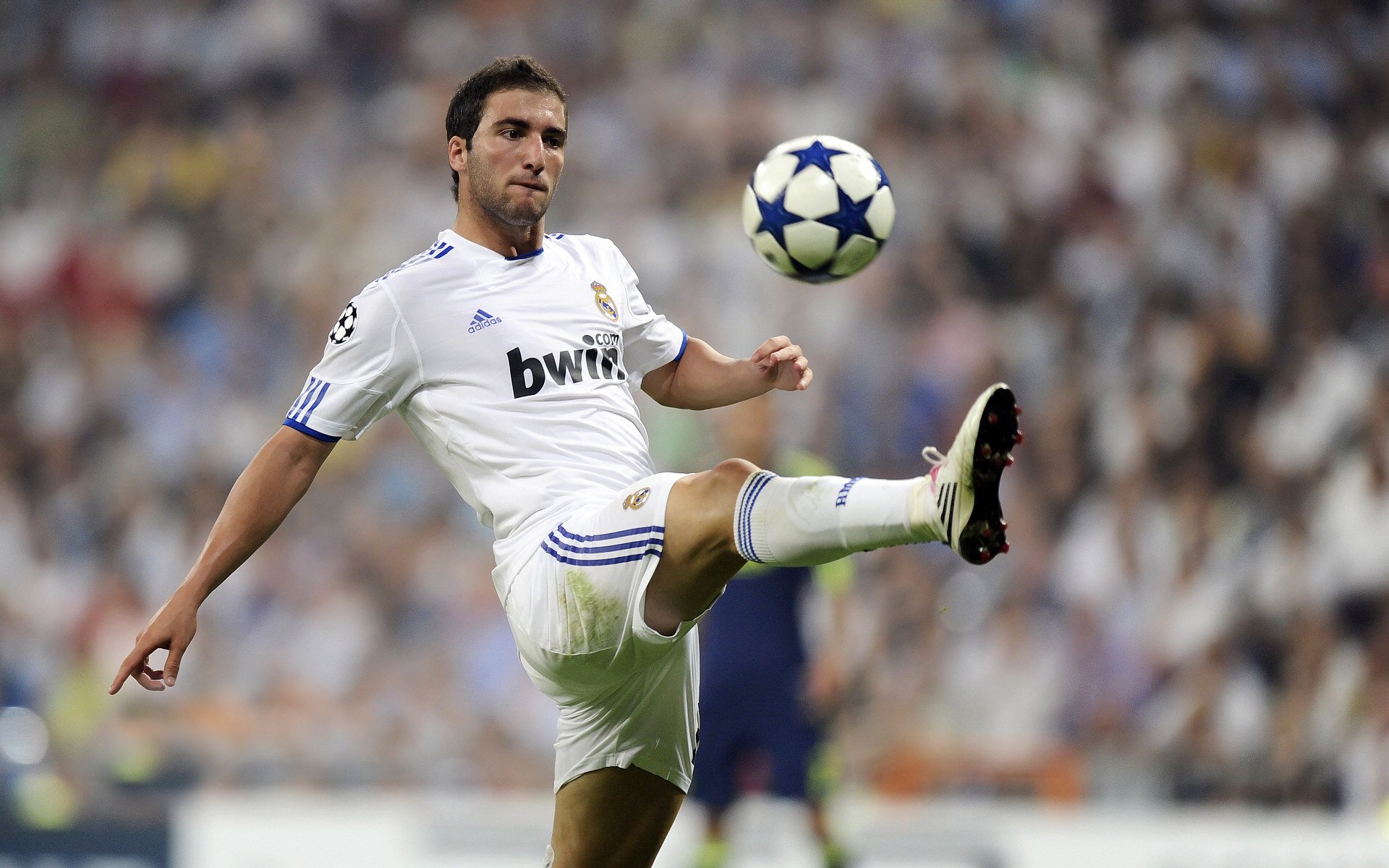 中国足球协会发布新赛季日程，2021年中国足球协会